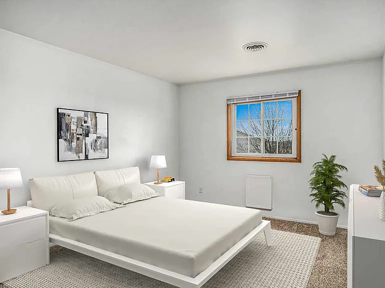 Whitcomb Terrace Apartments — Photo 11