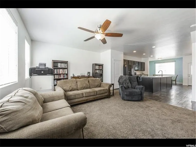 3676 W Evening Sky Ln — Photo 1