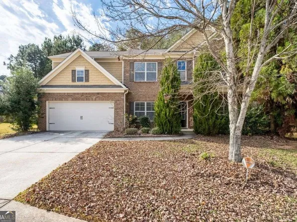 515 Lakeside Vw, Fairburn, GA 30213