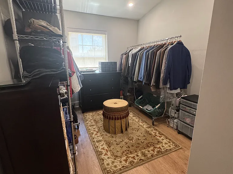 637 Spruce St — Photo 11