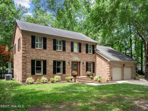 939 Eton Dr, Jacksonville, NC 28546
