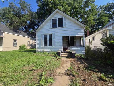 1317 W John H Gwynn Jr Ave, Peoria, IL, 61605