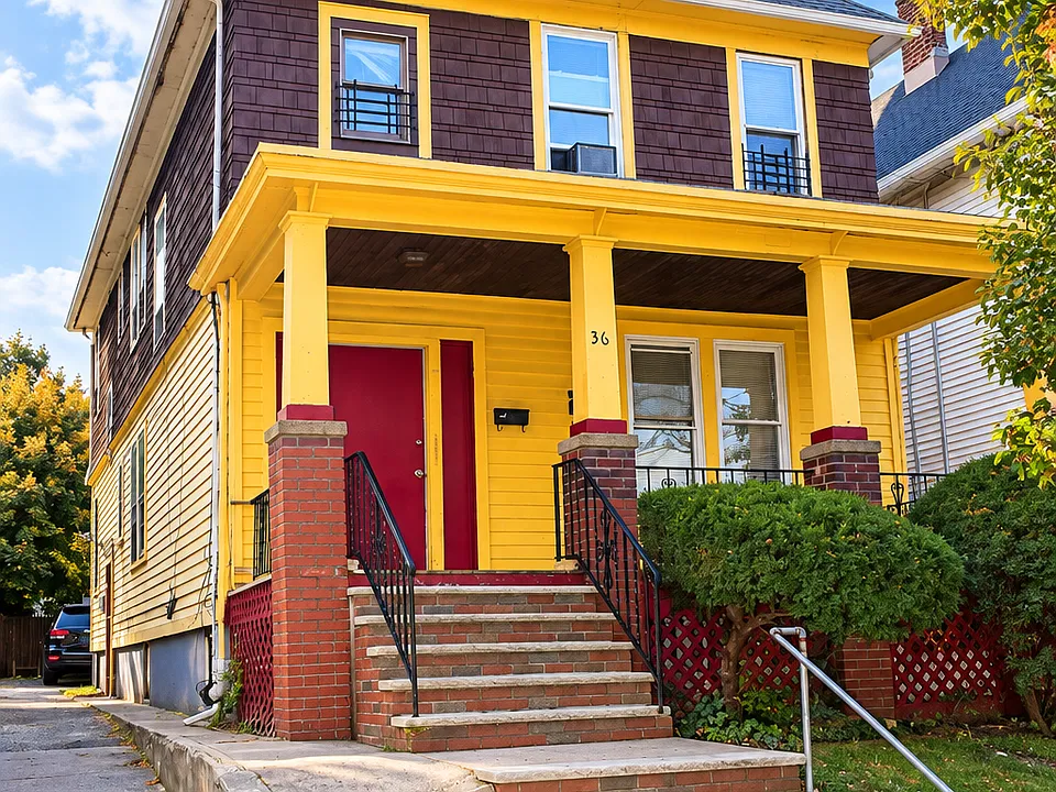 36 Handy St #2