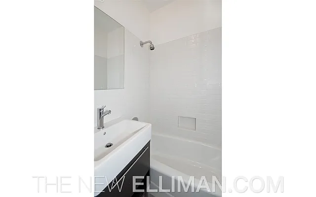 Sold by Douglas Elliman | media 21