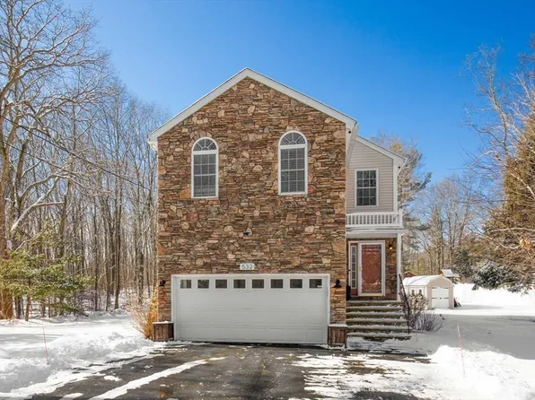 532 Forest St, Methuen, MA 01844