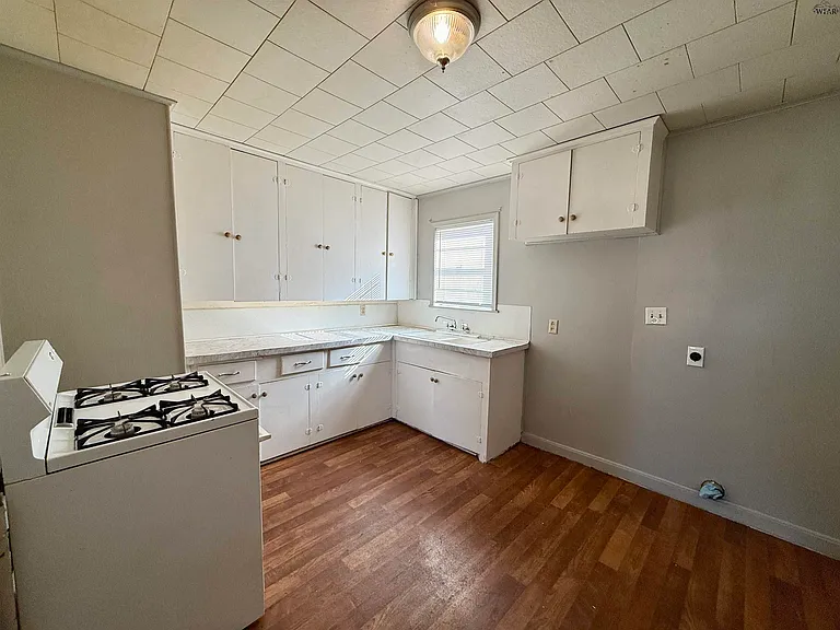 3013 Lavell Ave — Photo 8