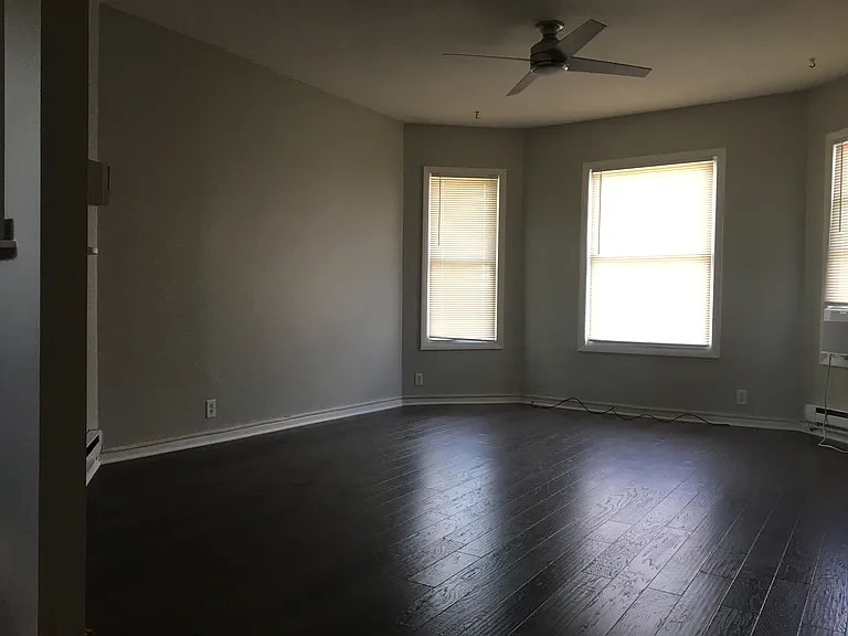 800 5th St #2B — Photo 8