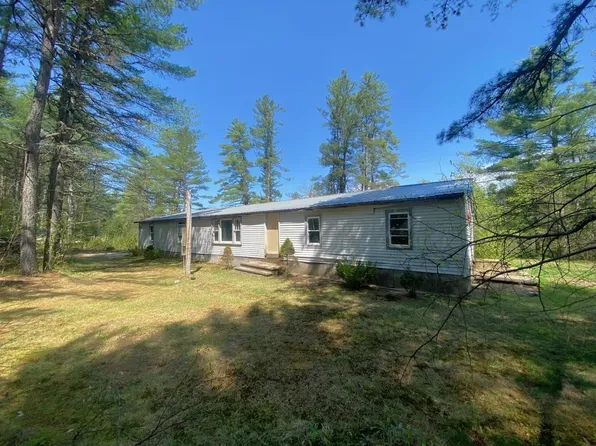 22 Clough Road, Effingham, NH 03882