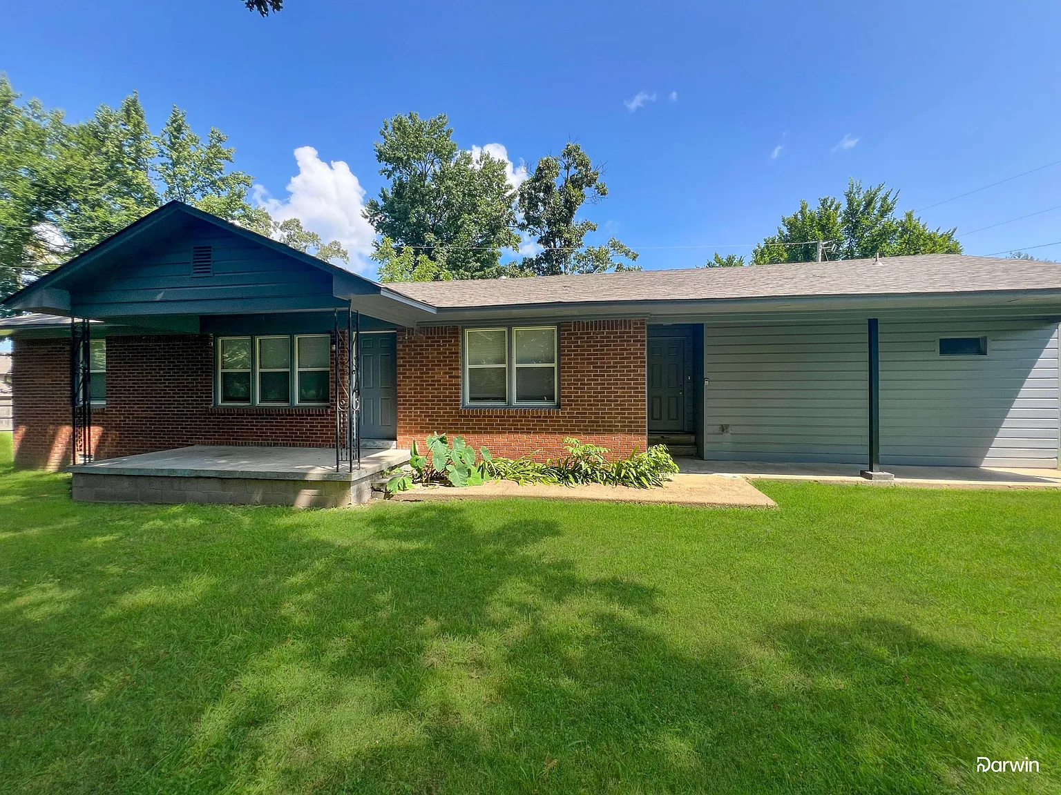 4 bed, 2.0 bath, 1665 sqft, $1,840 — Photo 1