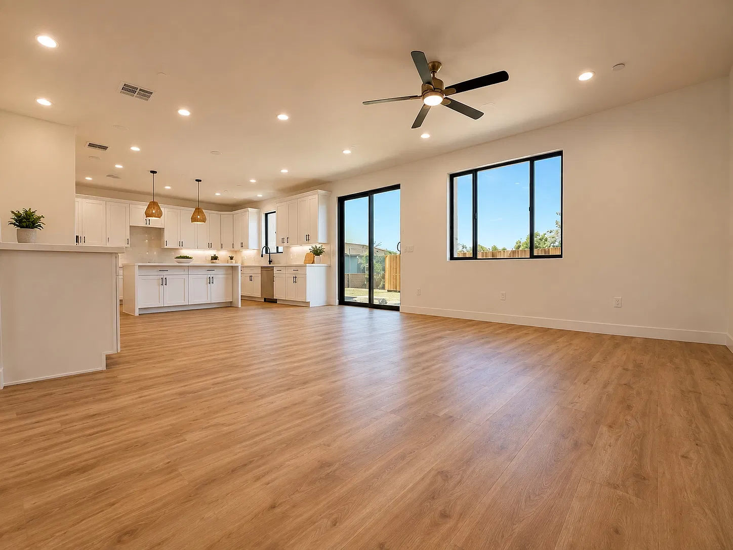 4 bed, 3.5 bath, 2965 sqft, $3,800 — Photo 3