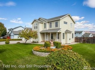 625 Royal Anne Dr, Wenatchee, WA 98801