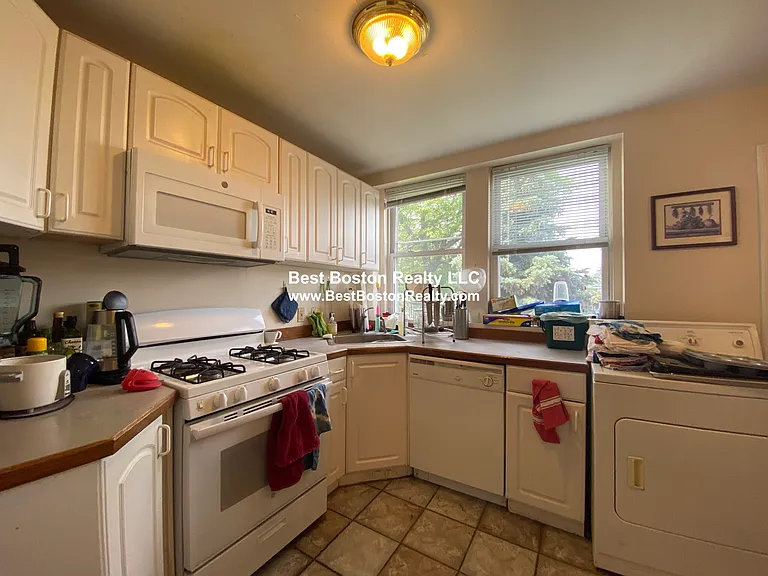 54 Kelly Rd #3L — Photo 13