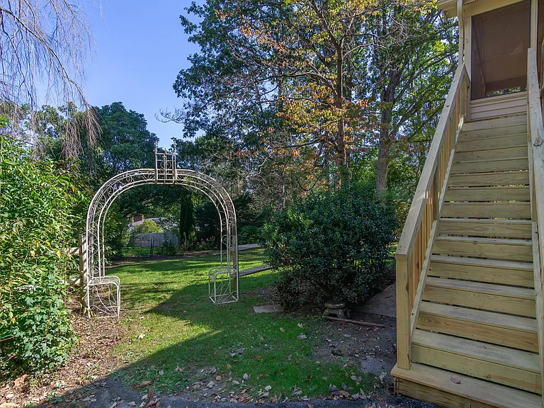 3136 Magnolia Dr — Photo 30
