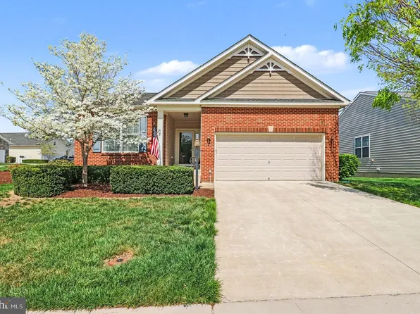 1 Dabney Ct, Fredericksburg, VA 22405