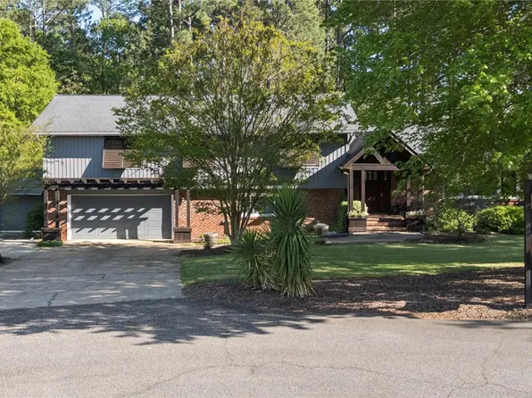 110 Mystic Cove Ln, Townville, SC 29689
