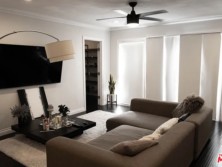 5651 Windsor Way #202 — Photo 5