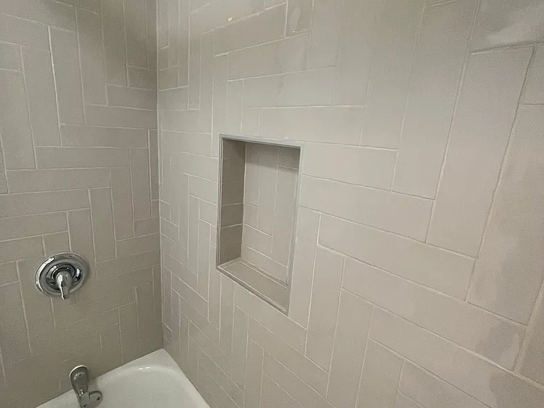 833 S Bedford St #202 — Photo 21