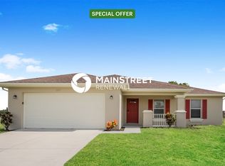2322 NE 24th Ter, Cape Coral, FL 33909