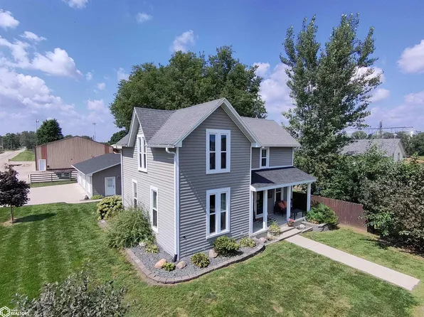 194 S Orchard St, Brooklyn, IA 52211