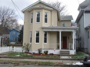 713 6th Ave, New Brighton, PA