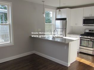 637 E 6th St #3, Boston, MA 02127
