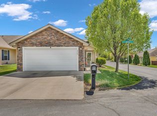 5513 SW Cantabella St, Topeka, KS 66614