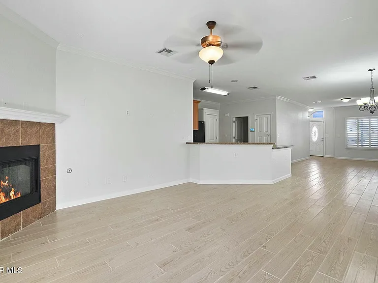 1451 Senda Del Sol Ln — Photo 10