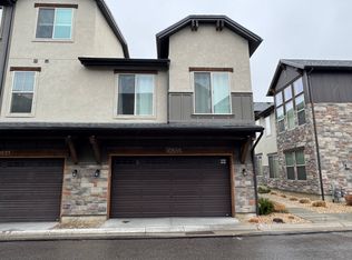 10555 S Sandy Sage Way, Sandy, UT 84070