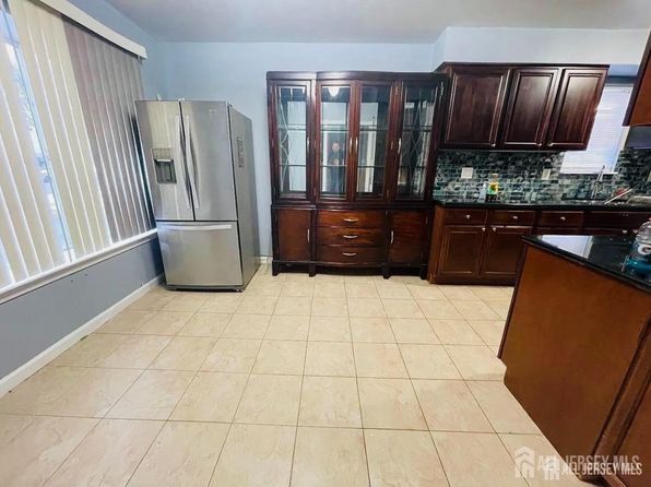 94 Brewster Cir