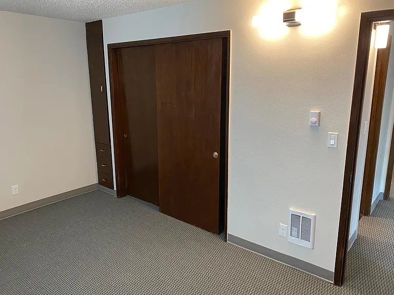 301 S Pine St #202 — Photo 12