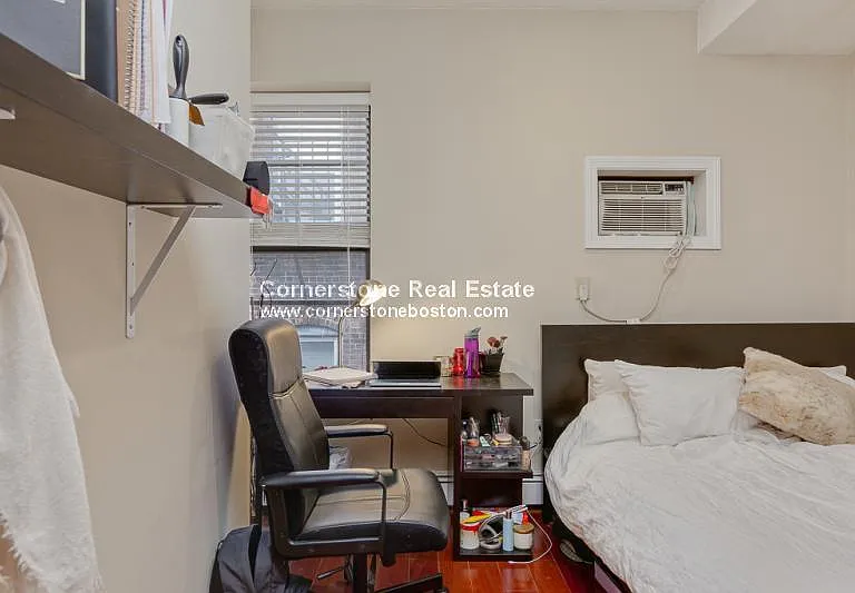 14 Westland Ave #6 — Photo 5