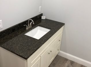 10 Wren Ter, Wareham, MA 02571