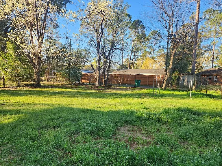 511 Johnson Rd — Photo 5