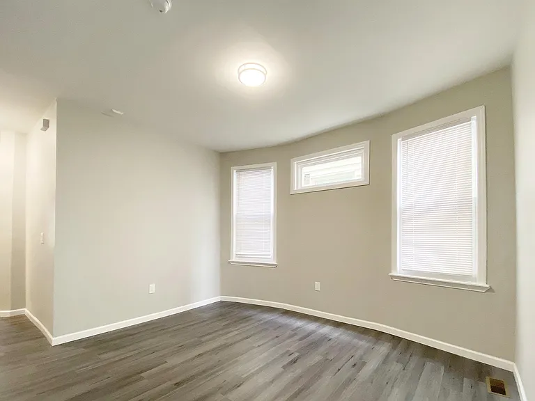 48 Dwight St #2 — Photo 6