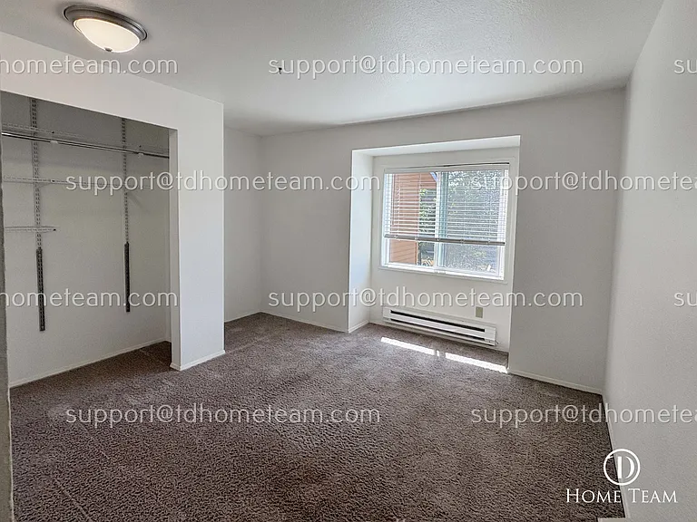 1916 E Fir St #5 — Photo 9