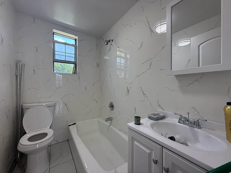 135-26 78th Ave #15F — Photo 4