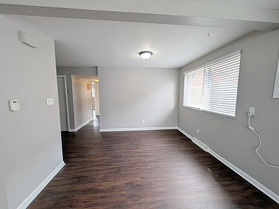 3rd image of 120 Cromwell Pl #2