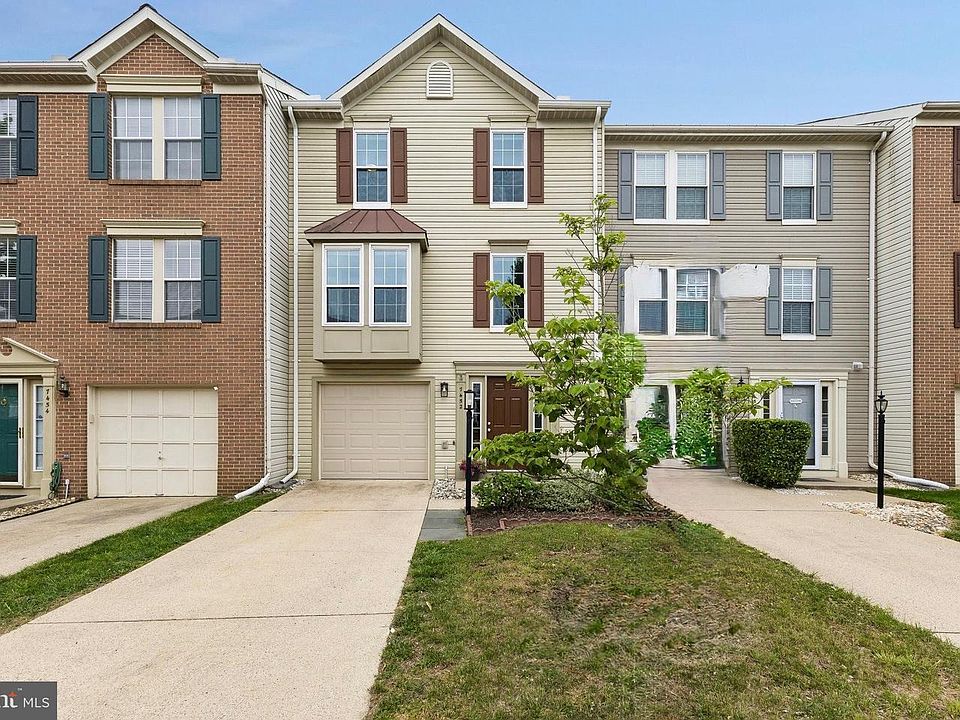 1st image of 7452 Gadsby Sq