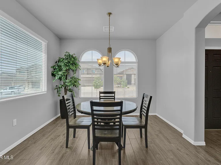 7846 Enchanted Ridge Dr — Photo 9