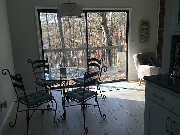 Breakfast Nook