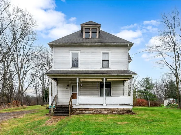 305 N Main St, Harrisville, PA 16038