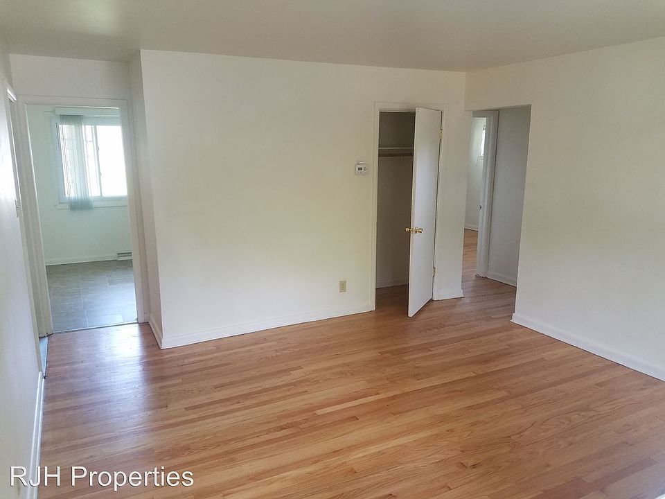 1st image of 6320 W Bobolink Ave APT 8