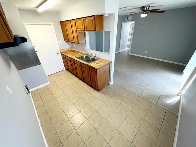 441 Butler Dr — Photo 5