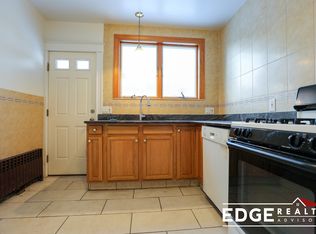 92 Wallingford Rd #2, Boston, MA 02135