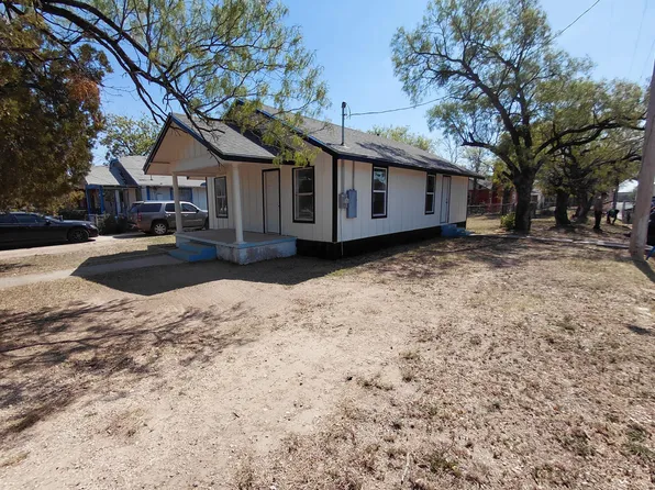 203 E 11th St, San Angelo, TX 76903