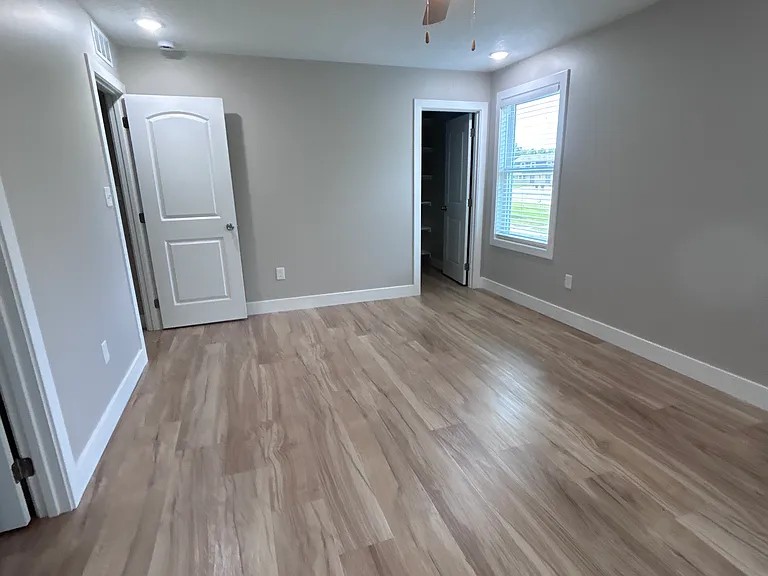 806 SE Hackberry Dr — Photo 12
