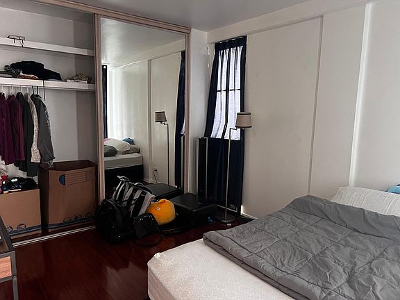 2nd image of 1617 Keeaumoku St APT 204