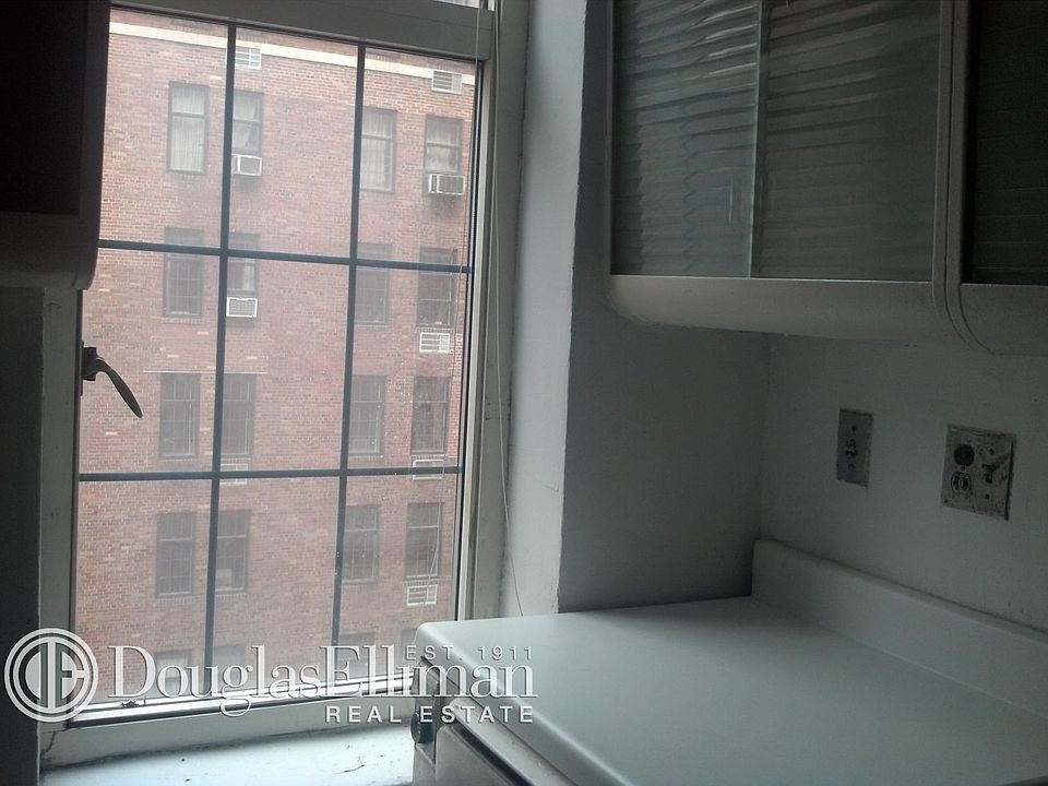 2nd image of 405 W 23rd St APT 12L