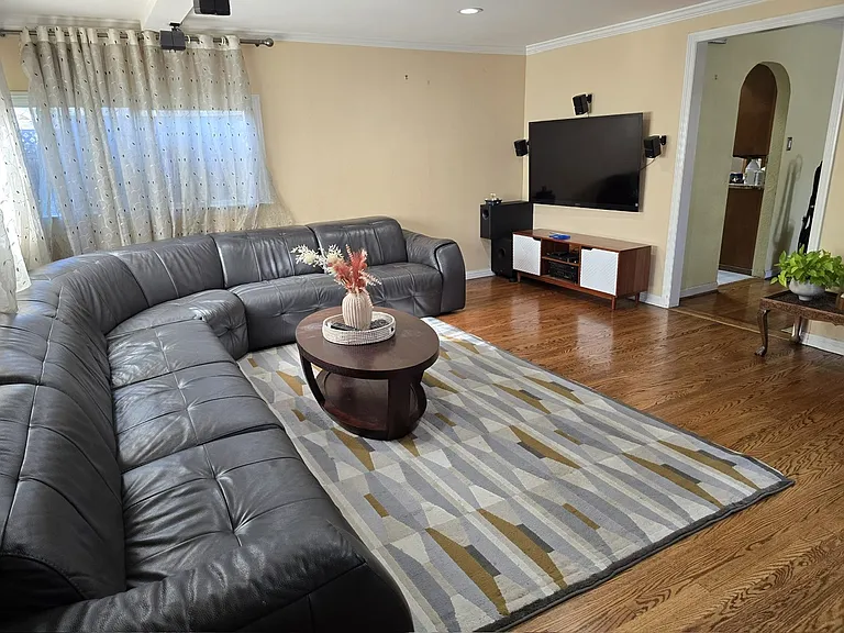 707 Pierino Ave — Photo 8