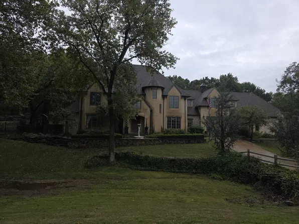 209 W Deer Valley Dr, Catoosa, OK 74015